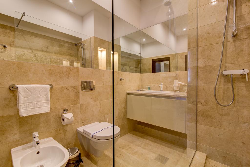 Khan-Chinar Hotel Ντνιπροπετρόφσκ Εξωτερικό φωτογραφία
