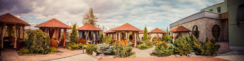 Khan-Chinar Hotel Ντνιπροπετρόφσκ Εξωτερικό φωτογραφία
